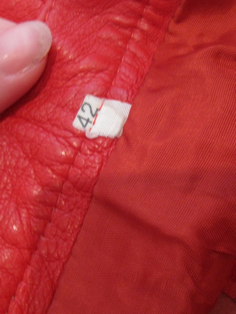 Vintage red leather pencil skirt size XS/XXS - Picture 5 of 7